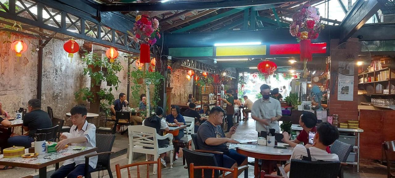 Bukit Bintang Times Sq Lalaport Wfoosball 75 Apartment